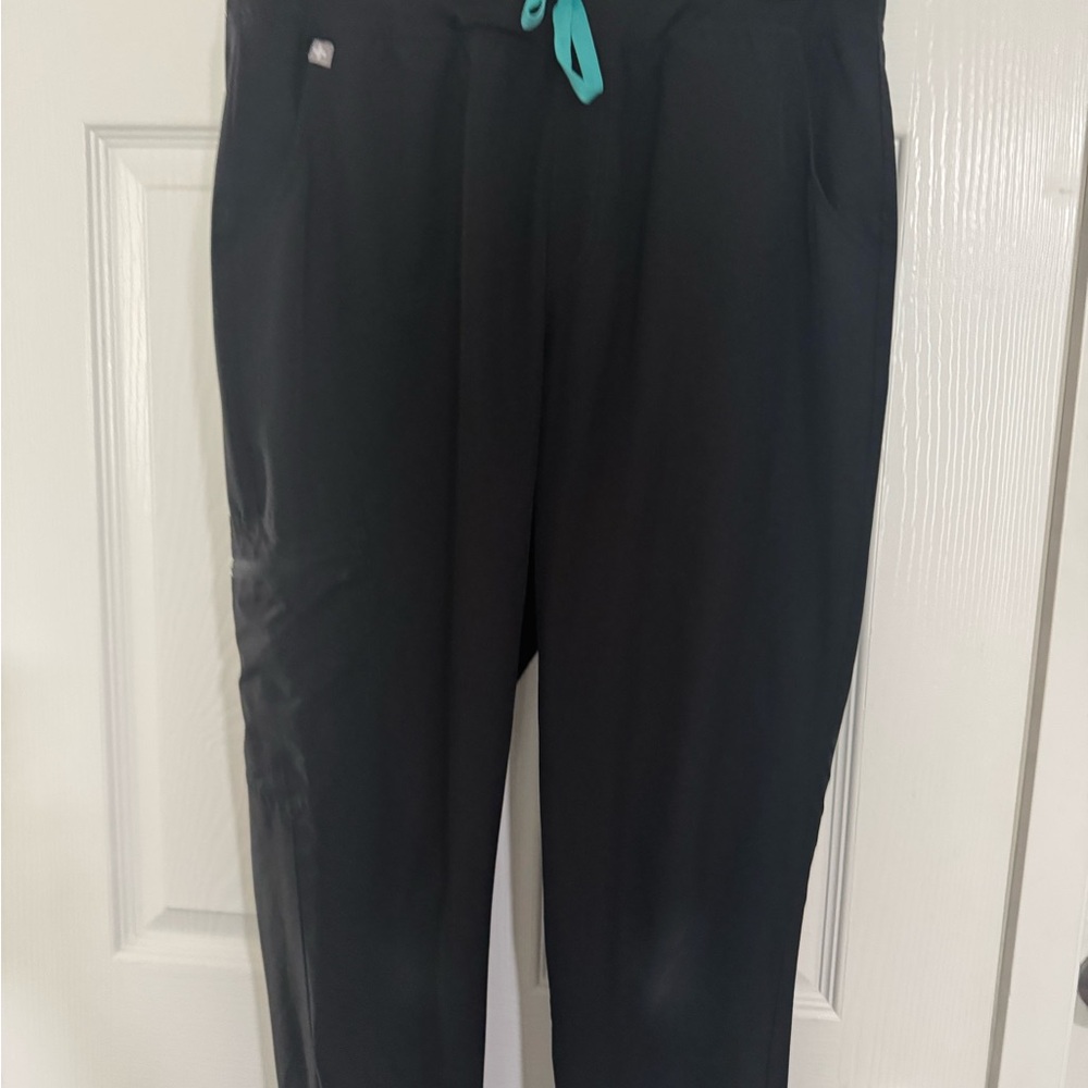 Black FIGS Jogger Pants with Teal Drawstring